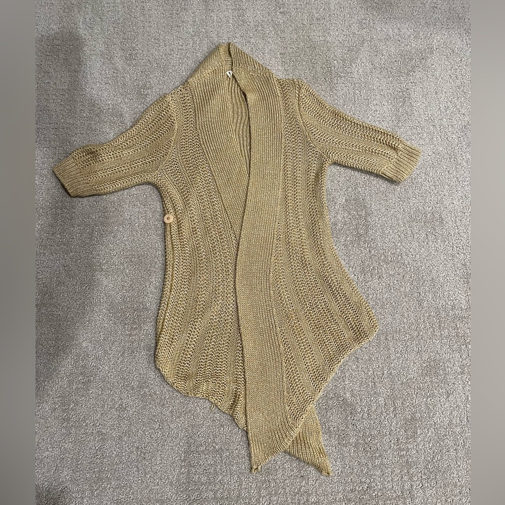 Moth Anthropologie Half Sleeve Gold Sweater